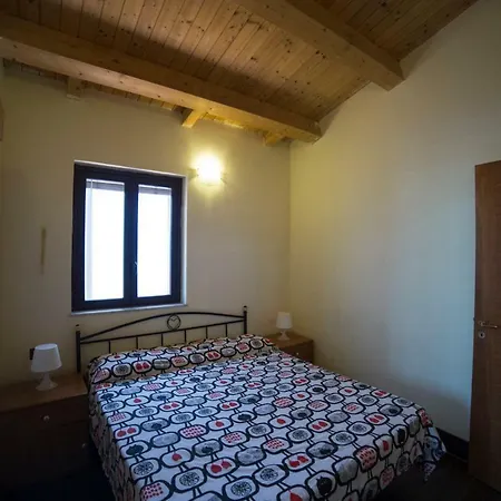 Red Orange Ognina * Catania