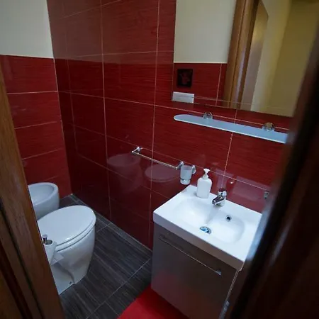 Red Orange Ognina Apartman